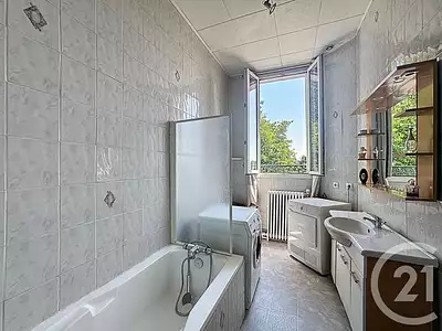 Maison, 180 m²