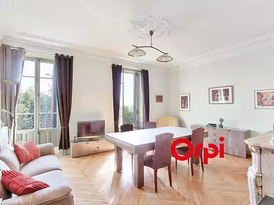 Maison, 175 m²