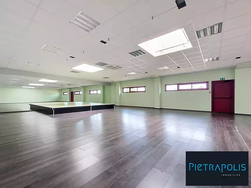 Divers, 795 m²