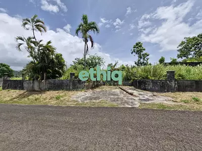 Terrain, 816 m²