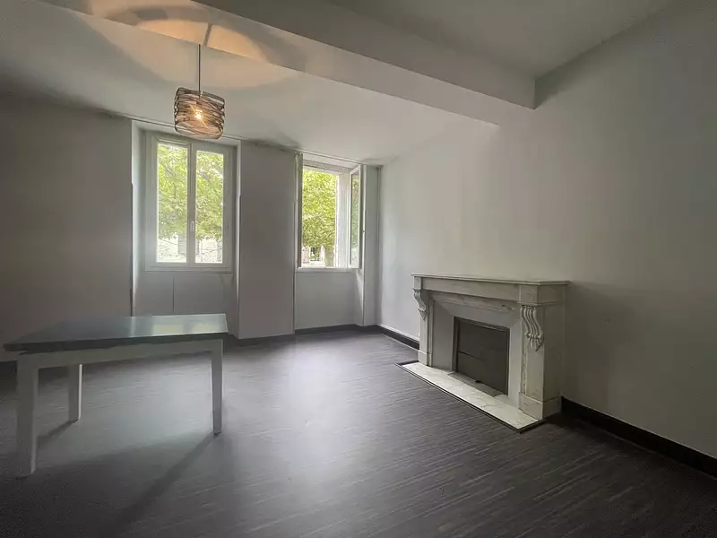 Immeuble, 627 m²