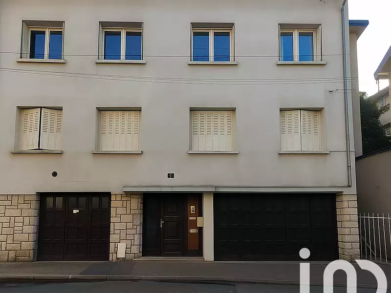 Immeuble, 207 m²