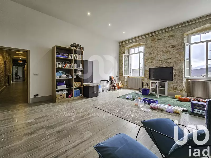 Immeuble, 1 400 m²
