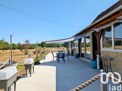 Maison, 196 m²