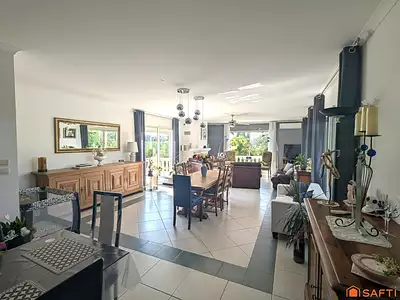 Maison, 173 m²