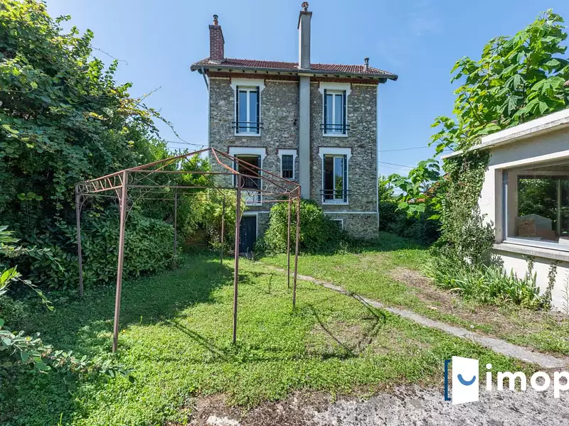 Maison, 125 m²
