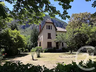 Maison, 180 m²