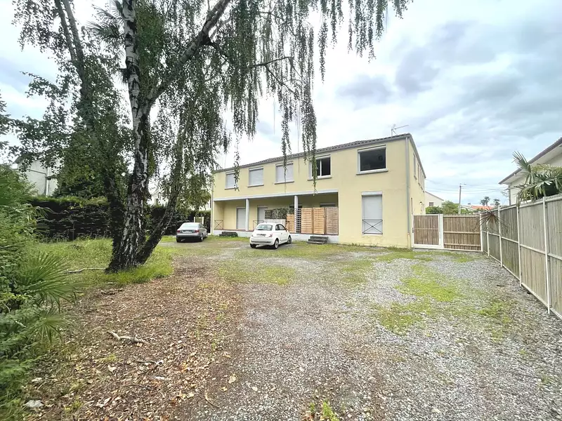 Immeuble, 294 m²