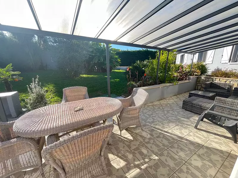 Maison, 205 m²