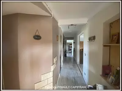 Maison, 233 m²