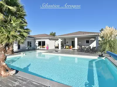 Maison, 195 m²