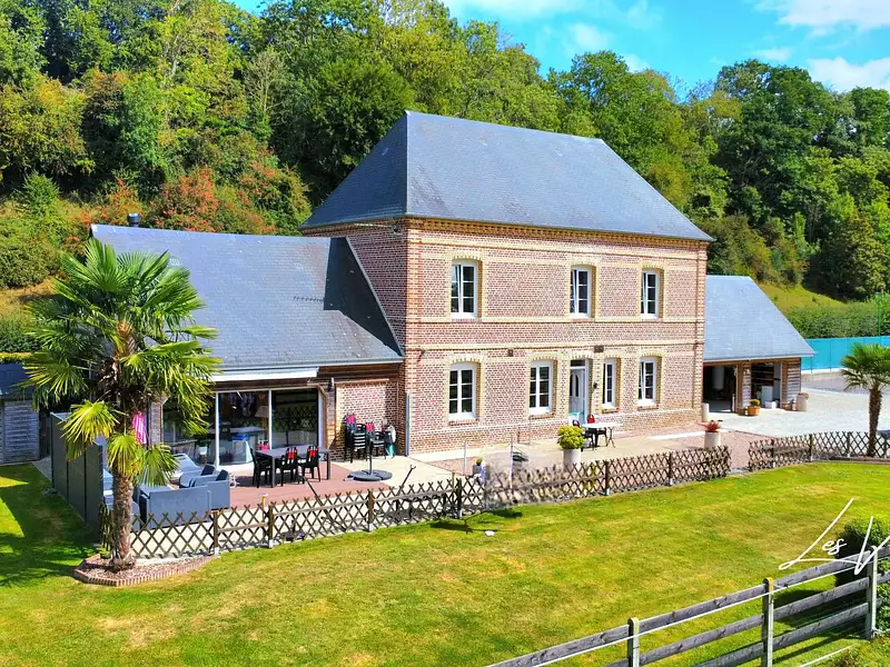 Maison, 213 m²