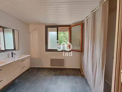 Maison, 157 m²