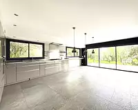 Maison, 210 m²