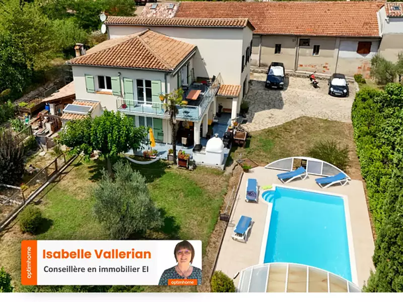 Maison, 163 m²