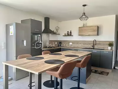 Maison, 94 m²