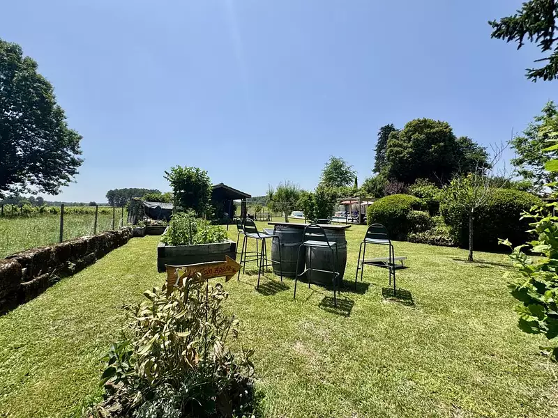 Maison, 260 m²