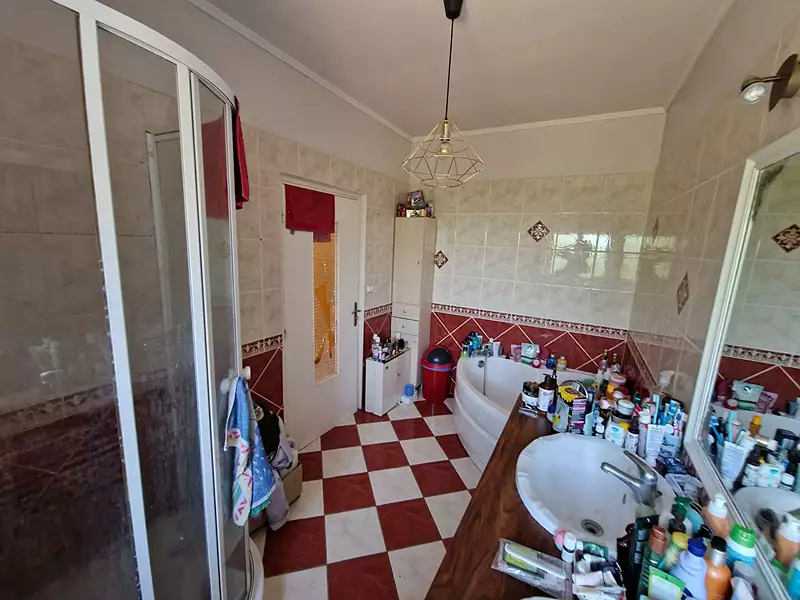 Maison, 228 m²