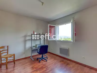 Maison, 141 m²