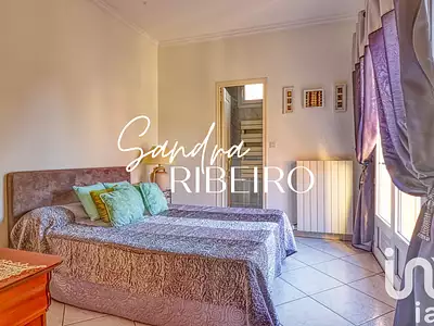 Maison, 220 m²