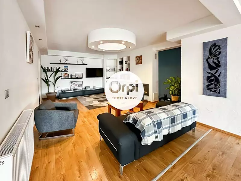 Appartement, 159 m²