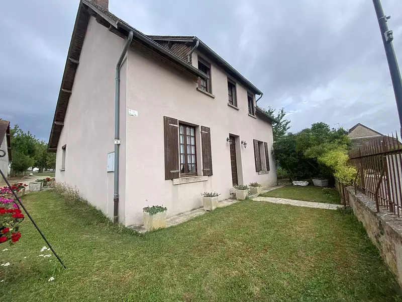 Maison, 167 m²