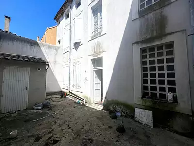 Immeuble, 345 m²