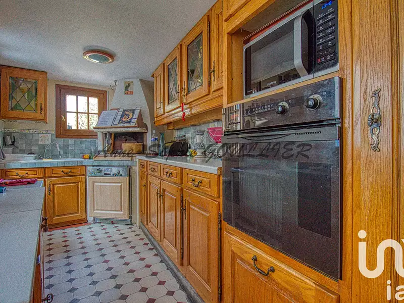 Maison, 260 m²
