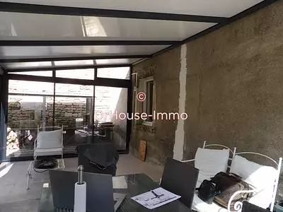 Maison, 166 m²