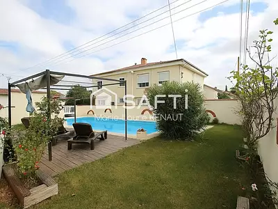 Maison, 200 m²