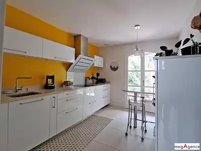 Maison, 181 m²