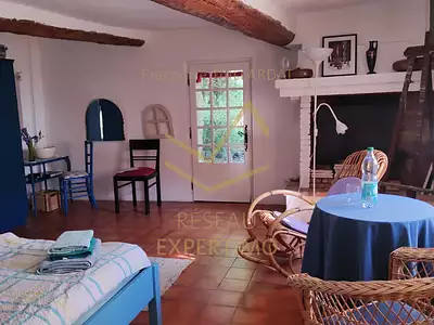 Maison, 221 m²