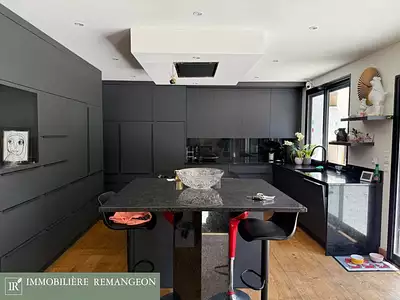 Maison, 349 m²