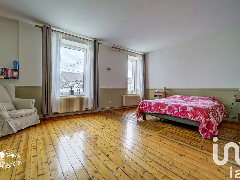 Maison, 192 m²