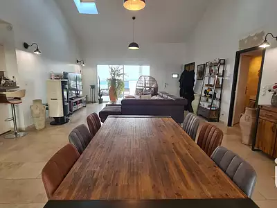 Maison, 180 m²