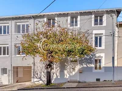 Maison, 211 m²
