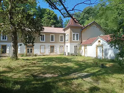 Maison, 1 000 m²