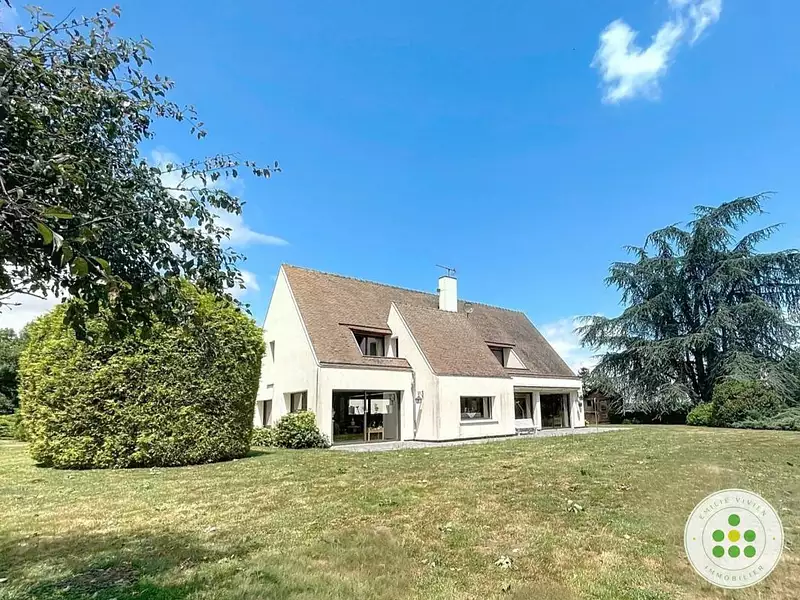 Maison, 330 m²