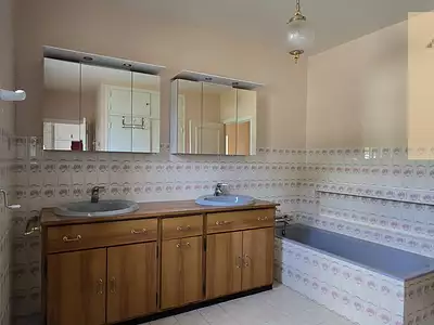 Maison, 163,27 m²