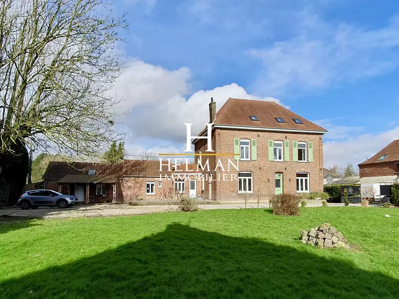 Maison, 185 m²