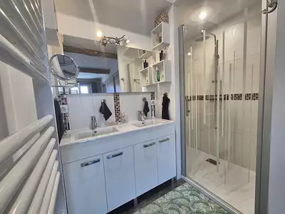 Maison, 290 m²