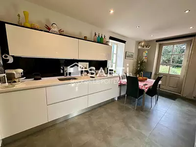 Maison, 190 m²