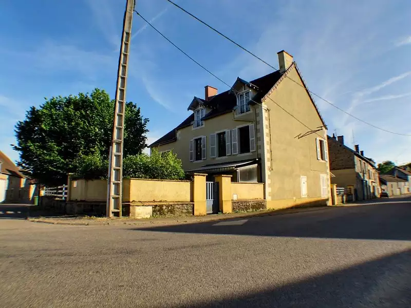 Maison, 176 m²