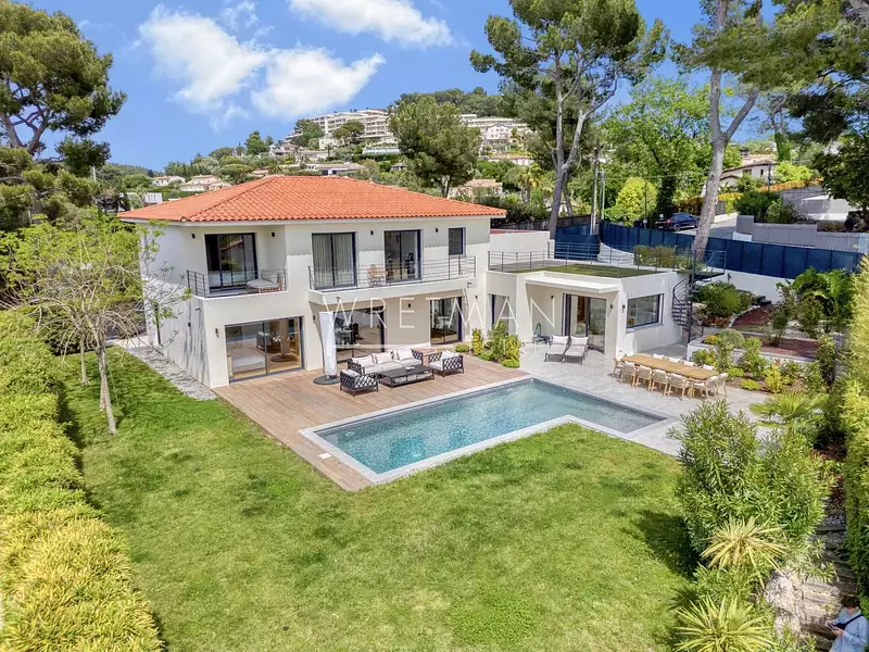 Maison, 222 m²