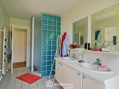 Maison, 175,87 m²