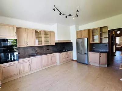 Maison, 250 m²