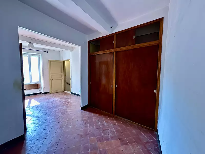 Maison, 196 m²