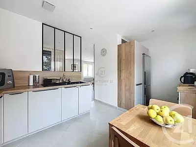 Maison, 141 m²