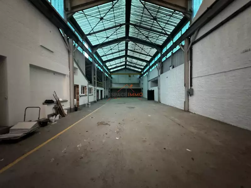 Parking, 600 m²