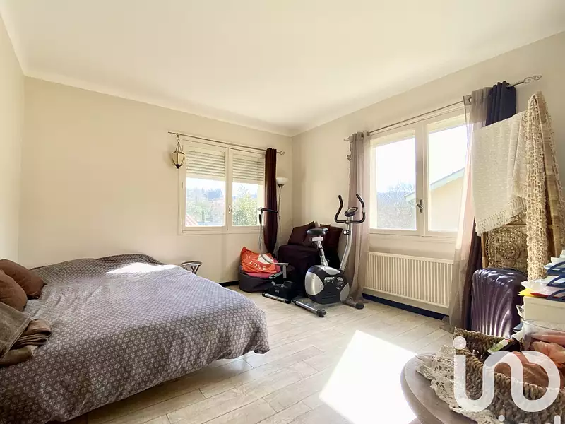 Immeuble, 147 m²